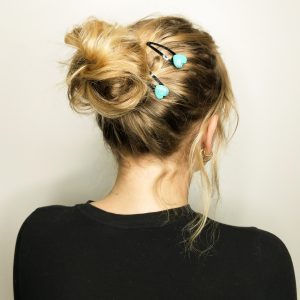 messy bun with feature stone snap clips